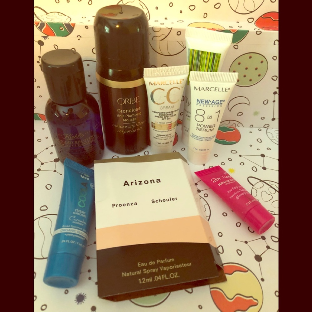 Deluxe Hair,Make up, Skin care sample set